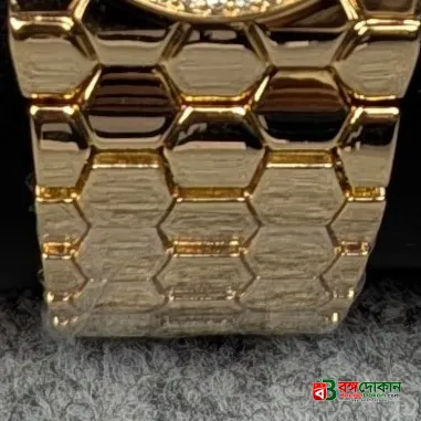 Elegant Golden Ladies Quartz Watch with Crystal Bezel – Premium Bracelet Design (Golden Dial) - বাংলাদেশে সেরা দাম ও আকর্ষণীয় কালেকশন - গ্যালারি